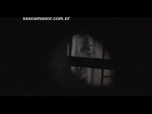 ❤️ Blondie ezkutuan grabatzen du auzoko voyeur batek adreilu hutsen atzean ezkutatuta ❌ Porno %eu.xxxpornimages.ruan ❌️